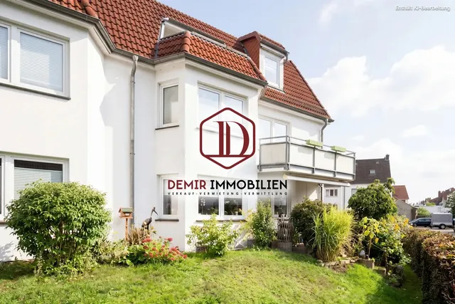 Terrassenwohnung in Bremen Gröpelingen mit eigenem Stellplatz — Titelbild