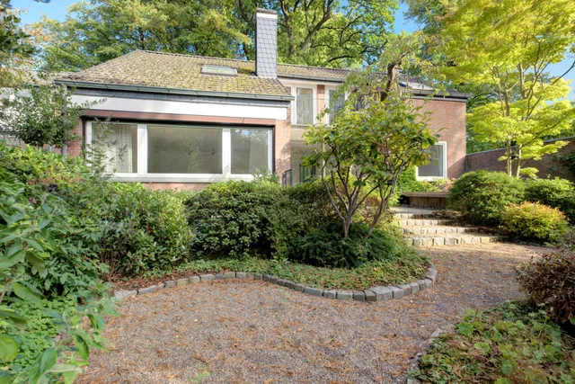 Wohnen in Bestlage: Großzügiges Endhaus mit ca. 165 m² Wohnfläche in Bremen St. Magnus — Gartenansicht