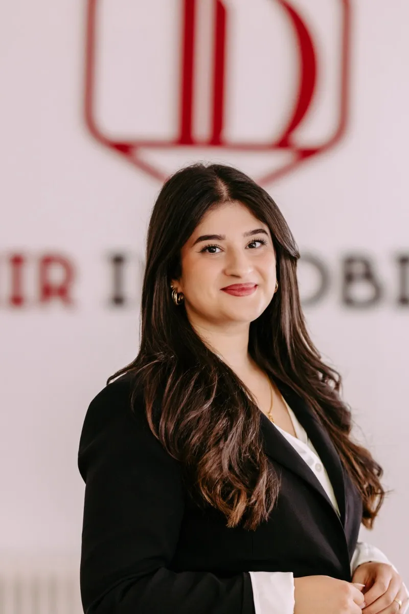 Ayse Demir, Assistenz der Geschäftsleitung