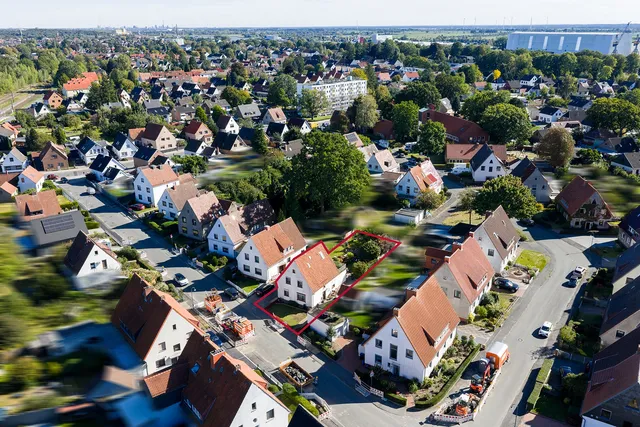 Ein-/Zweifamilienhaus in Bremen Blumenthal — Drohnenaufnahme