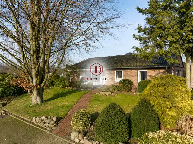 Bungalow in bevorzugter Wohnlage — Titelbild