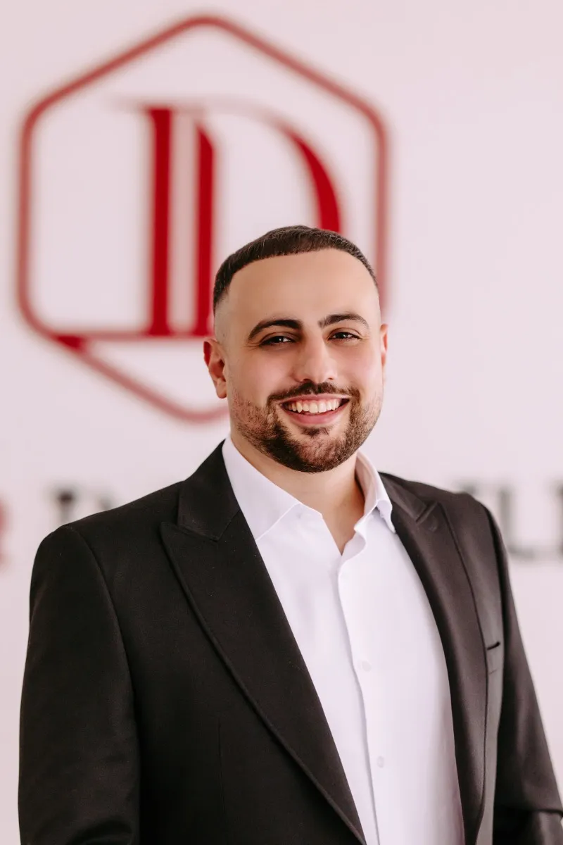 Deniz Demir, Geschäftsführer · Immobilienmakler