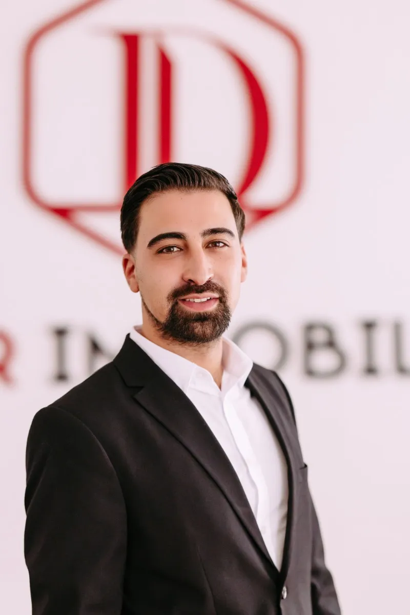 Semih Coskun, Immobilienmakler